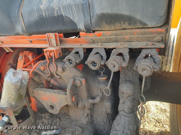 image for item DO3765 Case 1370  Agri-King tractor