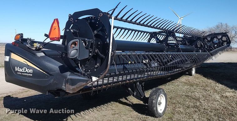 image for item DO3820 2013 MacDon FD75  flex head