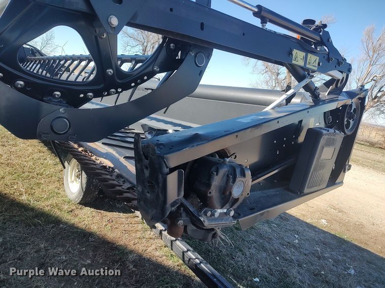 image for item DO3820 2013 MacDon FD75  flex head