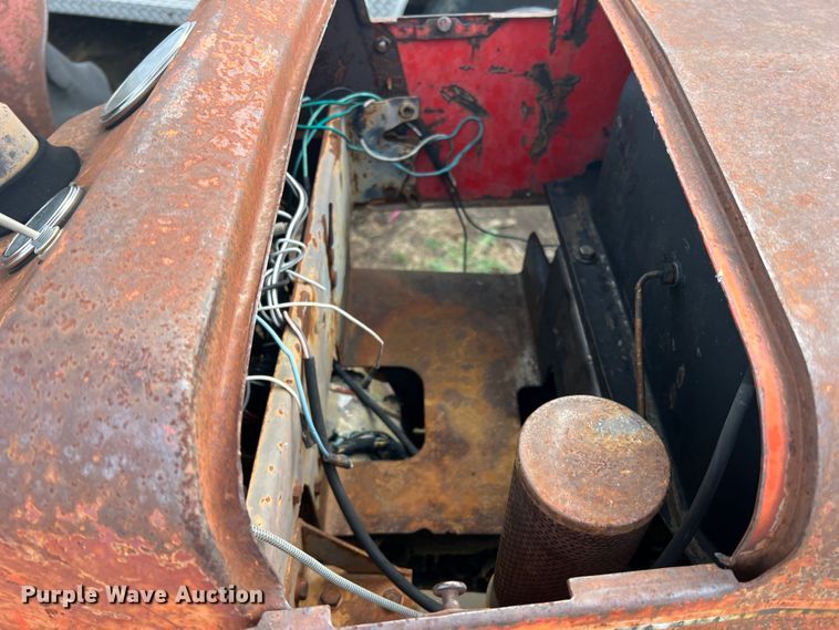 image for item DP0039 1983 Massey Ferguson 240  tractor