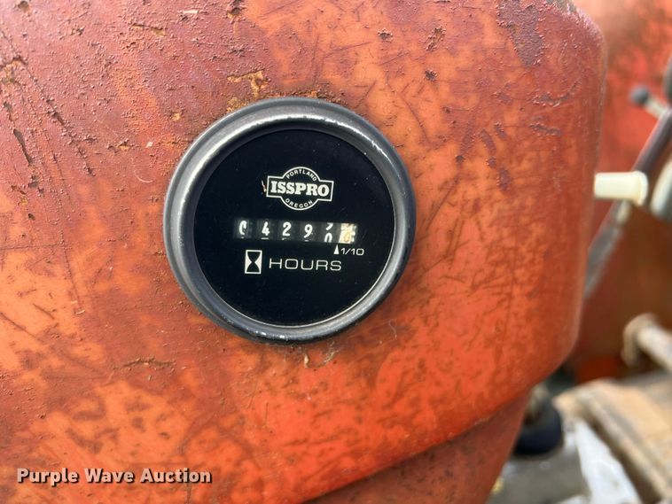 image for item DP0039 1983 Massey Ferguson 240  tractor