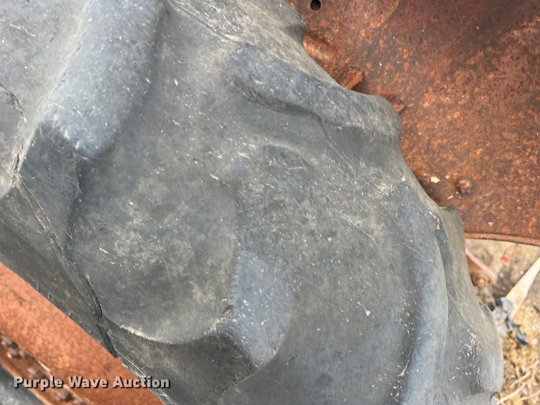 image for item DP0039 1983 Massey Ferguson 240  tractor