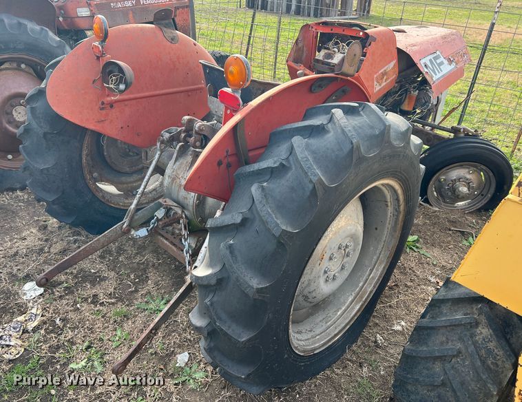 image for item DP0040 1981 Massey Ferguson 230  tractor