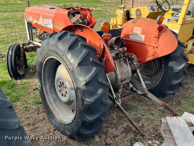 image for item DP0040 1981 Massey Ferguson 230  tractor