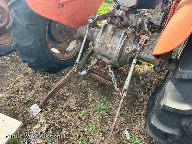 image for item DP0040 1981 Massey Ferguson 230  tractor