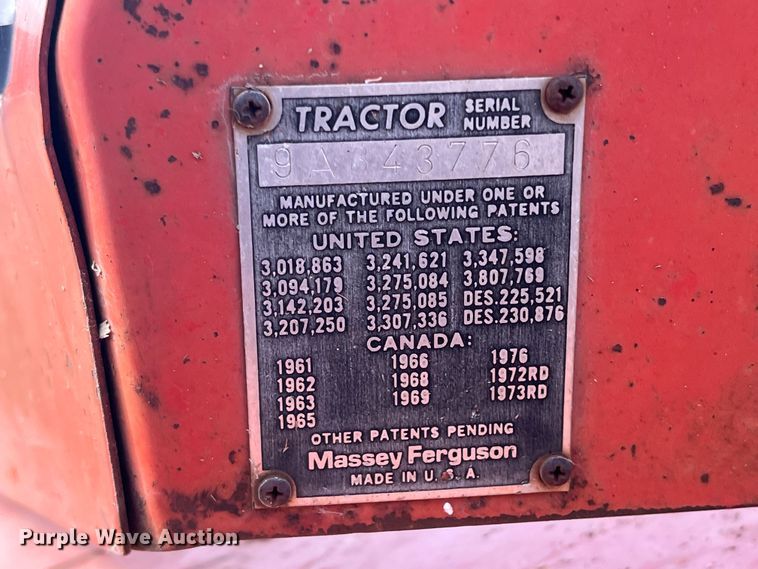 image for item DP0040 1981 Massey Ferguson 230  tractor