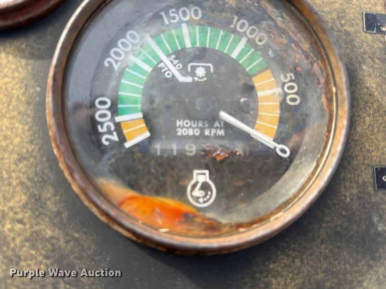 image for item DP0040 1981 Massey Ferguson 230  tractor