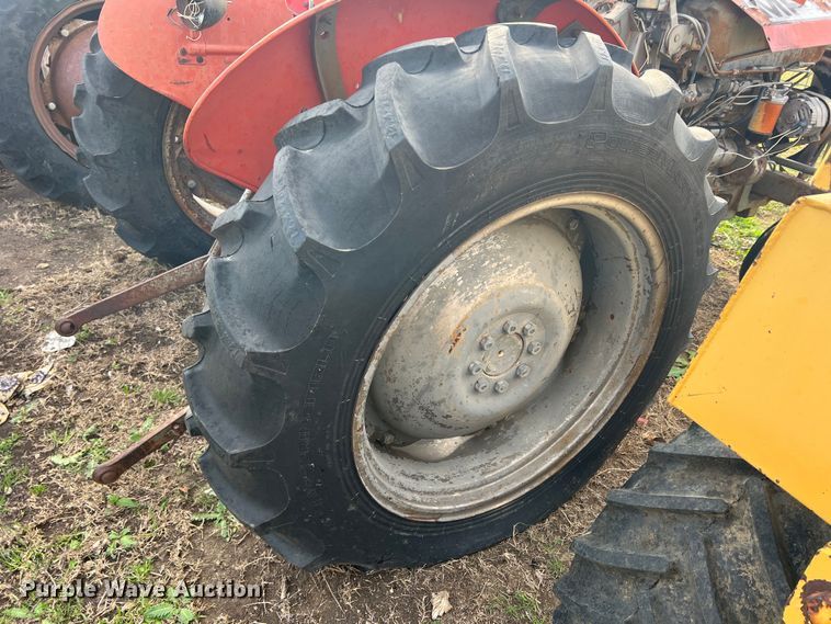 image for item DP0040 1981 Massey Ferguson 230  tractor