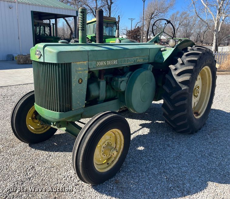 image for item DQ4085 1953 John Deere R  tractor
