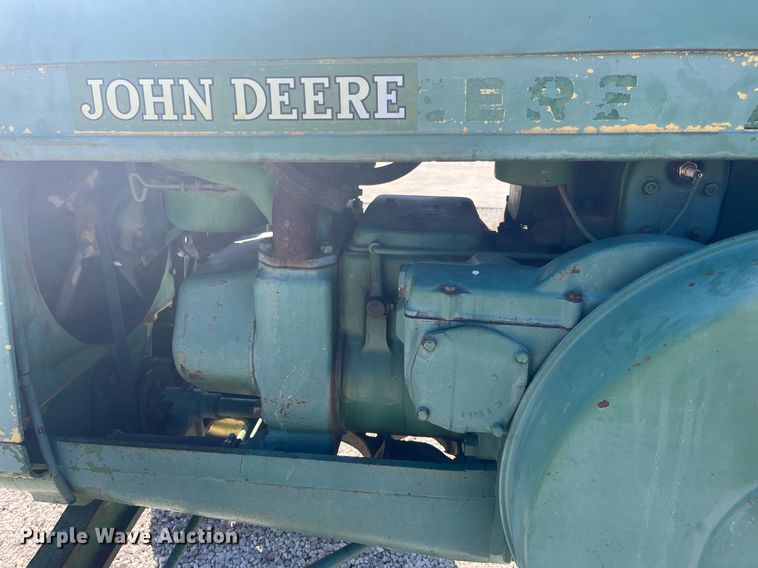 image for item DQ4085 1953 John Deere R  tractor