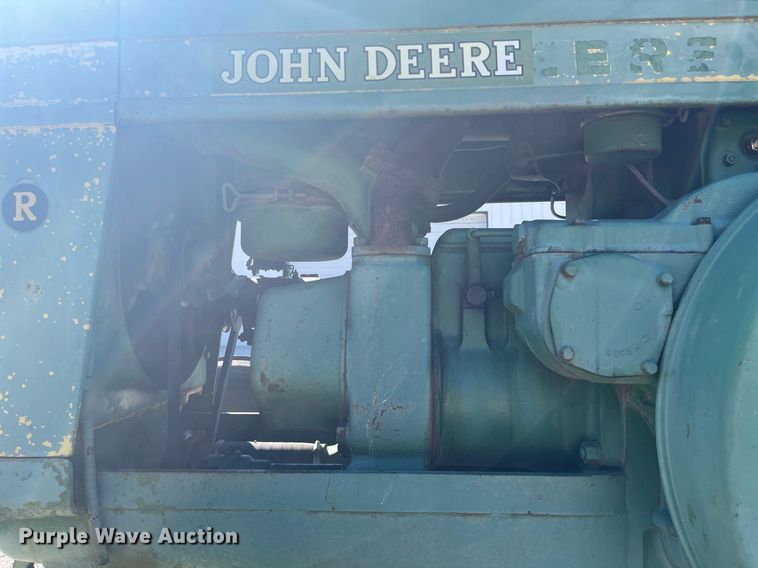 image for item DQ4085 1953 John Deere R  tractor