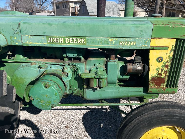 image for item DQ4085 1953 John Deere R  tractor