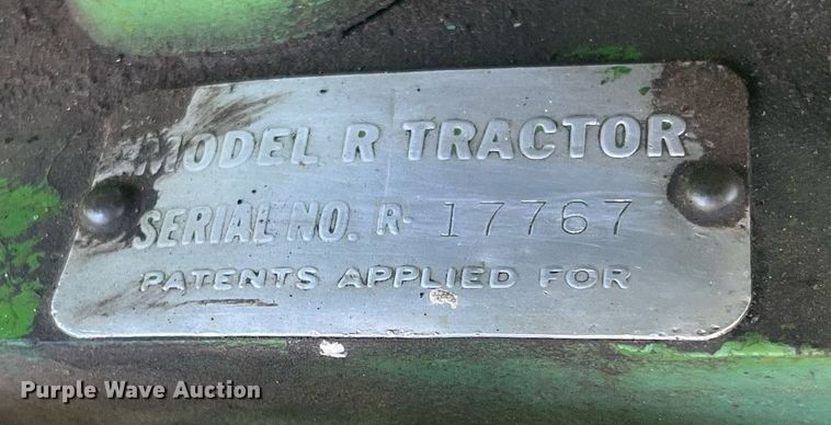 image for item DQ4085 1953 John Deere R  tractor