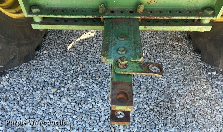 image for item DQ4085 1953 John Deere R  tractor