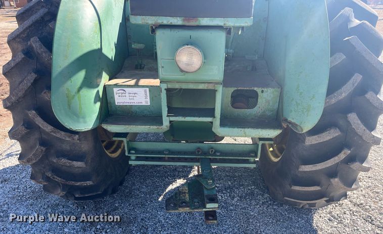 image for item DQ4086 1952 John Deere R  tractor