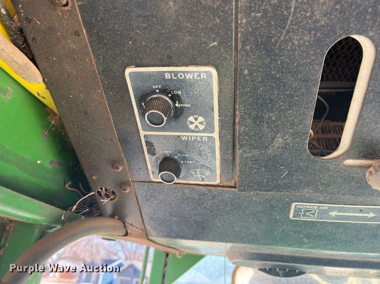 image for item DQ4087 1970 John Deere 5020  tractor