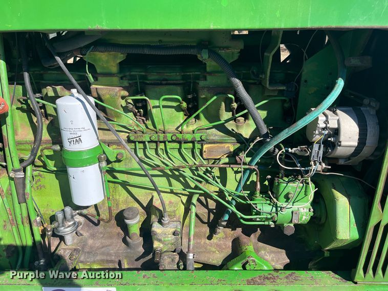 image for item DQ4087 1970 John Deere 5020  tractor