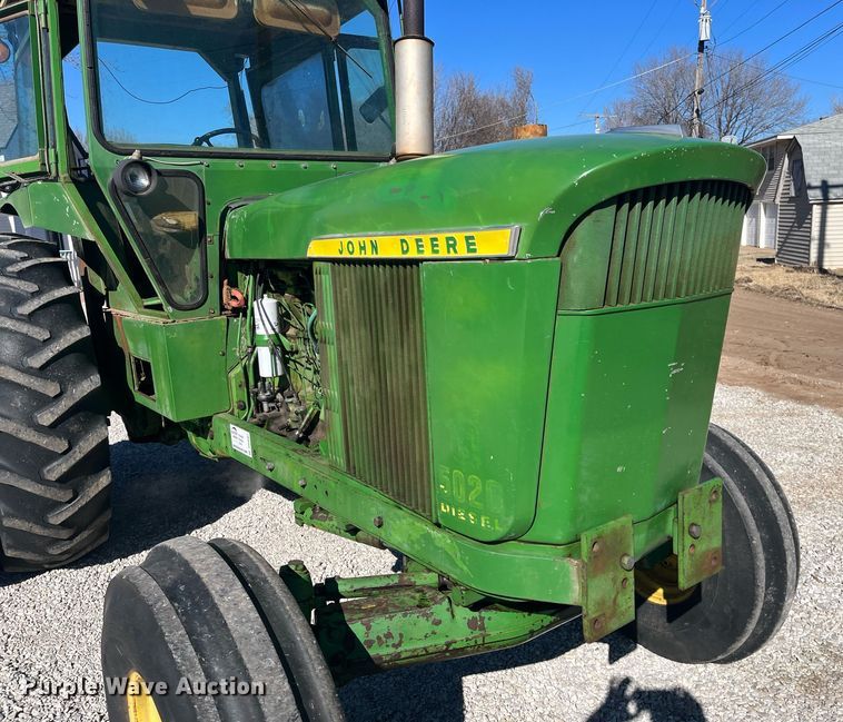 image for item DQ4087 1970 John Deere 5020  tractor