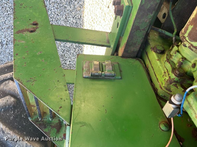 image for item DQ4087 1970 John Deere 5020  tractor