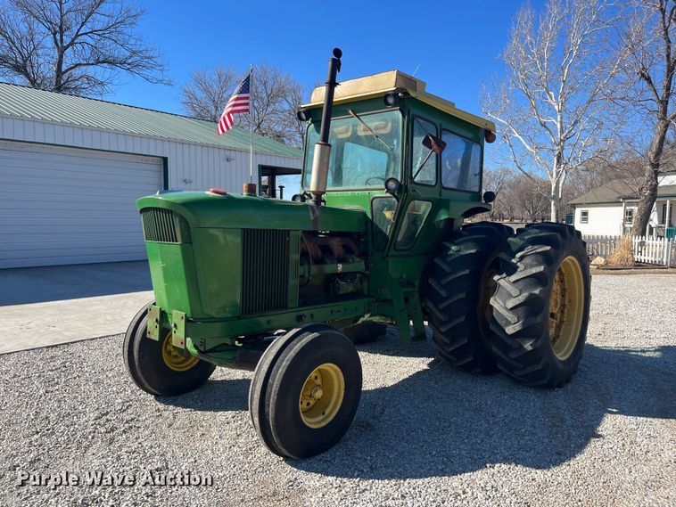 image for item DQ4087 1970 John Deere 5020  tractor