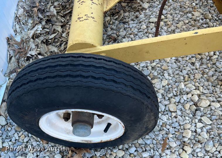 image for item DQ4088 Brown  box blade