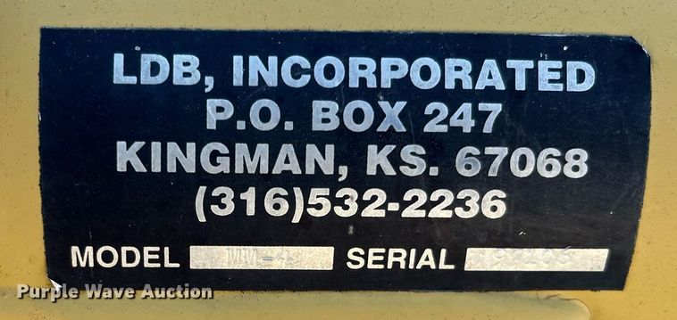 image for item DQ4088 Brown  box blade