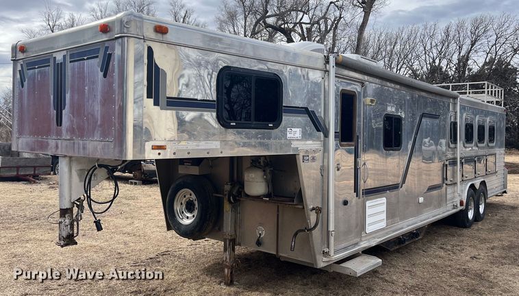 image for item DQ4089 1998 Cherokee Industries  livestock trailer