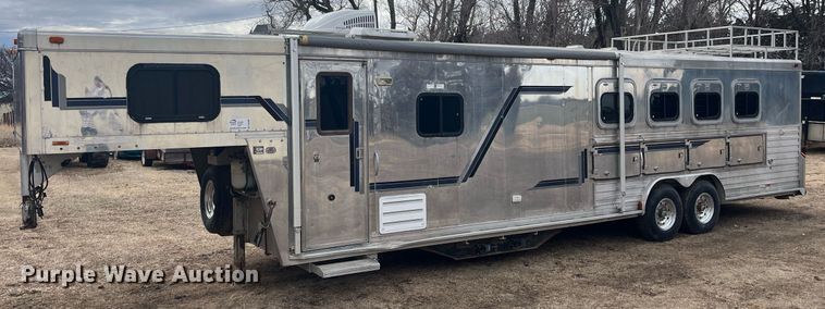 image for item DQ4089 1998 Cherokee Industries  livestock trailer