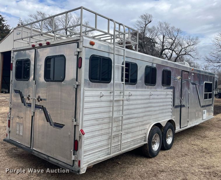 image for item DQ4089 1998 Cherokee Industries  livestock trailer