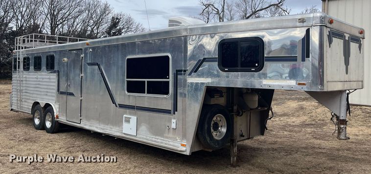 image for item DQ4089 1998 Cherokee Industries  livestock trailer