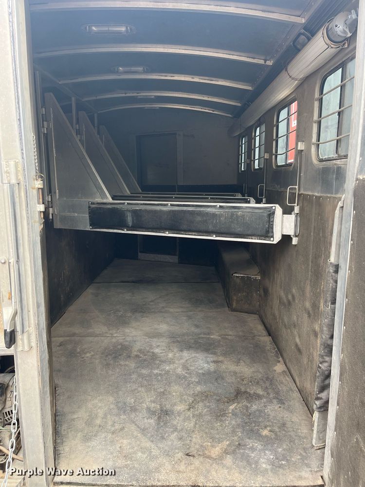 image for item DQ4089 1998 Cherokee Industries  livestock trailer