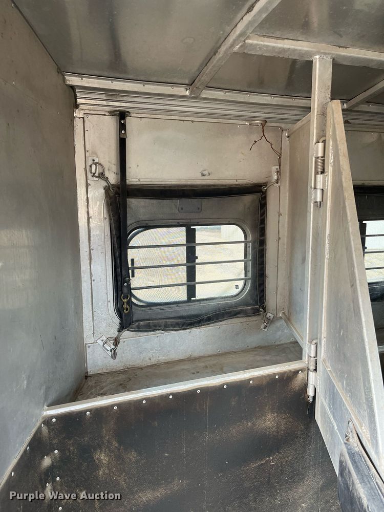 image for item DQ4089 1998 Cherokee Industries  livestock trailer