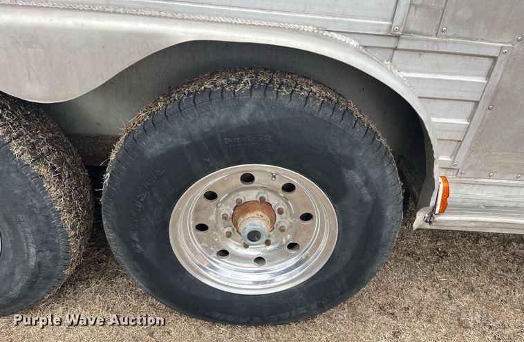 image for item DQ4089 1998 Cherokee Industries  livestock trailer