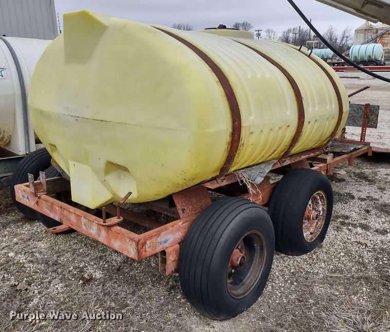 image for item DR8176 Nurse tank trailer