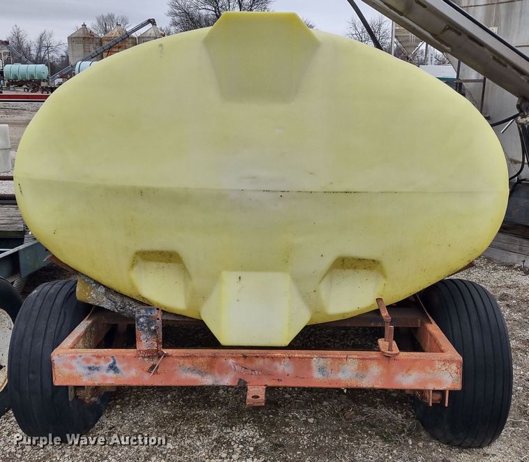 image for item DR8176 Nurse tank trailer