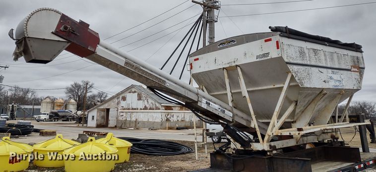 image for item DR8178 Wilmar Load Runner 10  seed tender bed