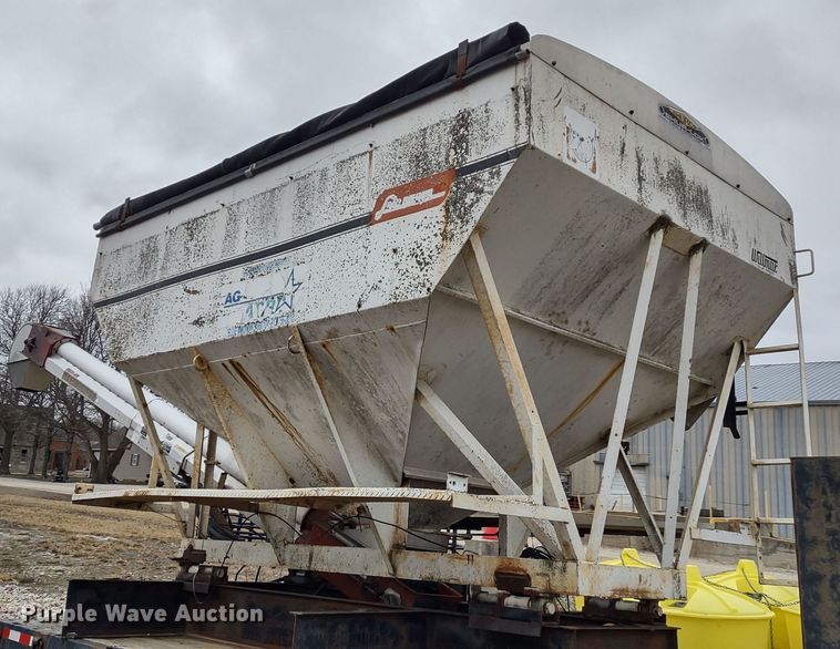 image for item DR8178 Wilmar Load Runner 10  seed tender bed