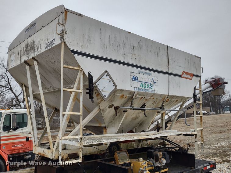 image for item DR8178 Wilmar Load Runner 10  seed tender bed