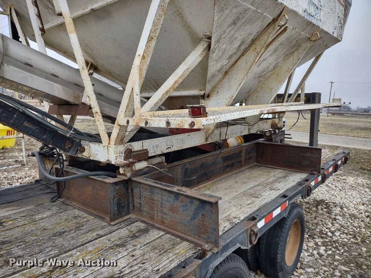 image for item DR8178 Wilmar Load Runner 10  seed tender bed