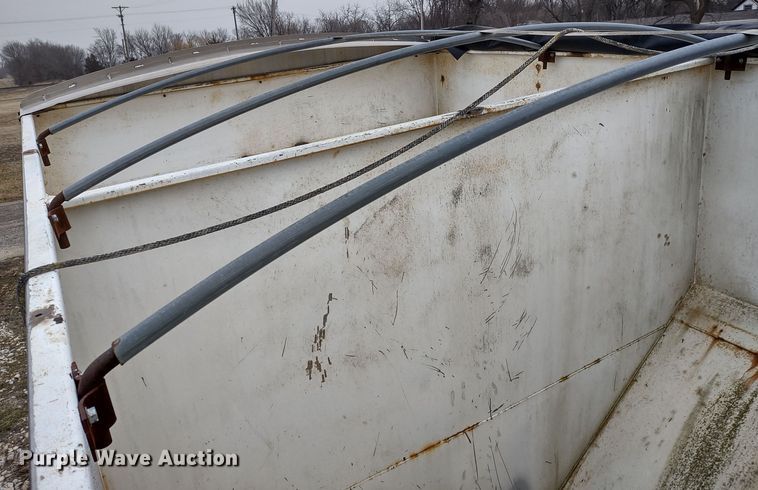 image for item DR8178 Wilmar Load Runner 10  seed tender bed