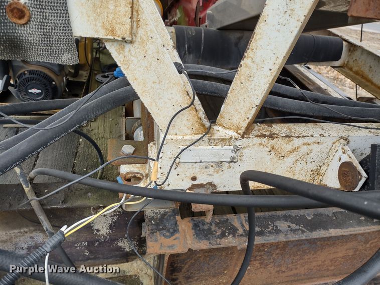 image for item DR8178 Wilmar Load Runner 10  seed tender bed