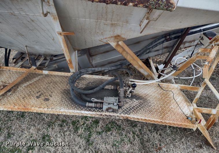 image for item DR8180 Wilmar  seed tender bed