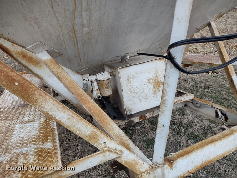 image for item DR8180 Wilmar  seed tender bed