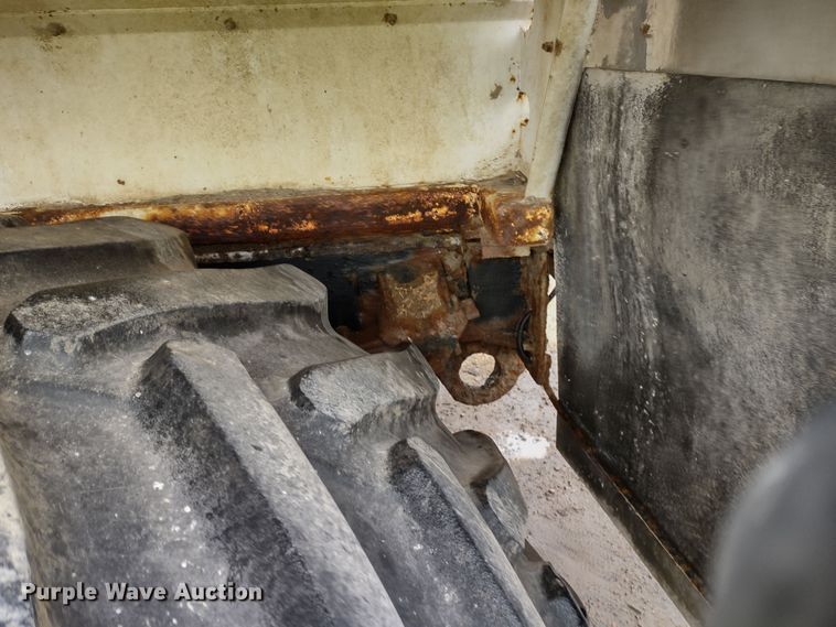 image for item DR8216 Silverwheels 3004  applicator truck