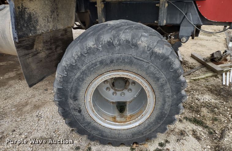 image for item DR8216 Silverwheels 3004  applicator truck