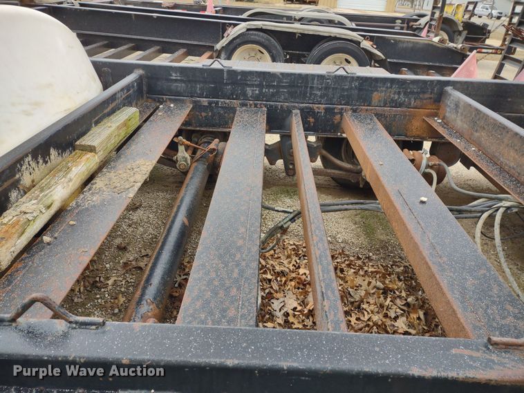 image for item DR8221 1998 Willten ST340  sprayer trailer