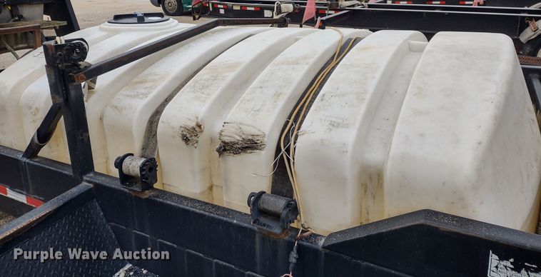 image for item DR8221 1998 Willten ST340  sprayer trailer