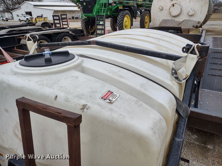 image for item DR8221 1998 Willten ST340  sprayer trailer