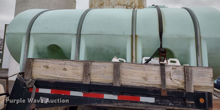 image for item DR8221 1998 Willten ST340  sprayer trailer