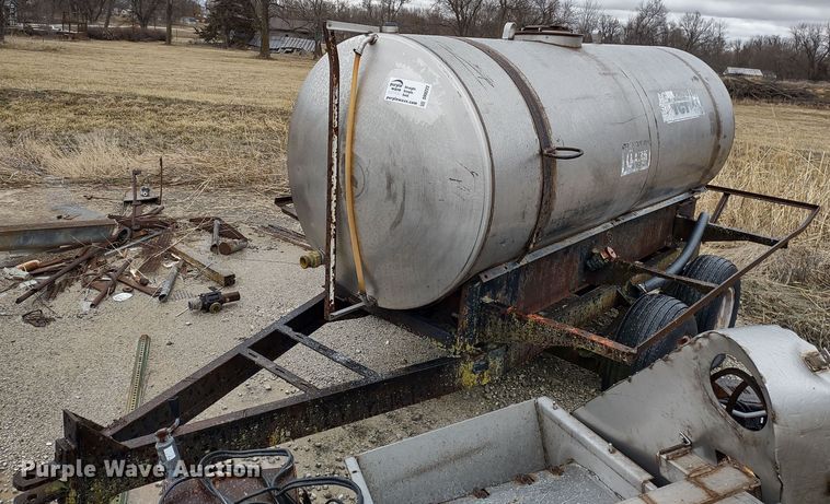 image for item DR8222 Vistron  tank trailer